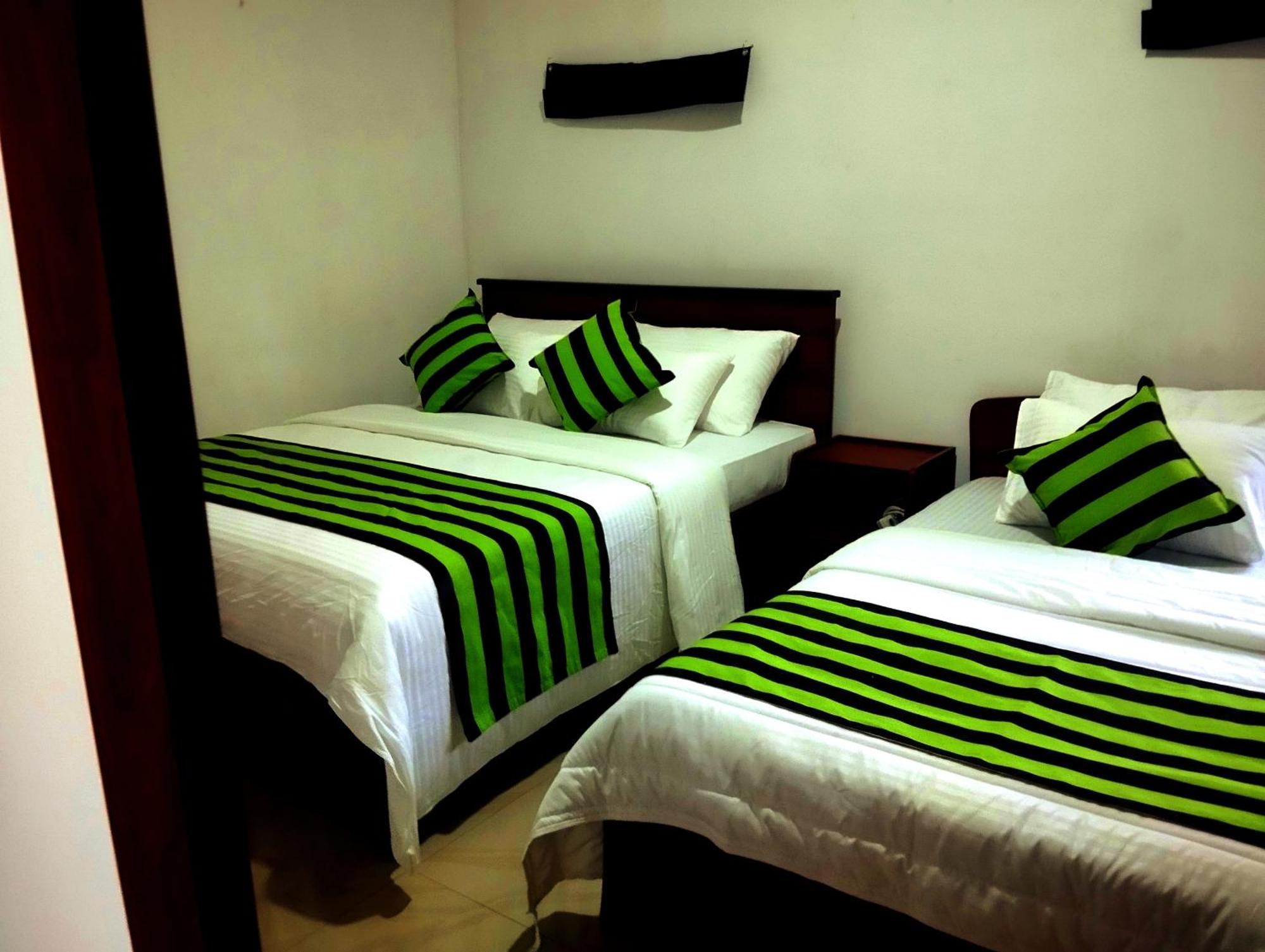 Ella Hotel Upper Hill Экстерьер фото